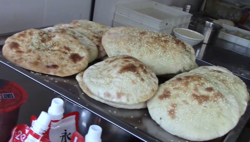 Huangqiao sesame cake