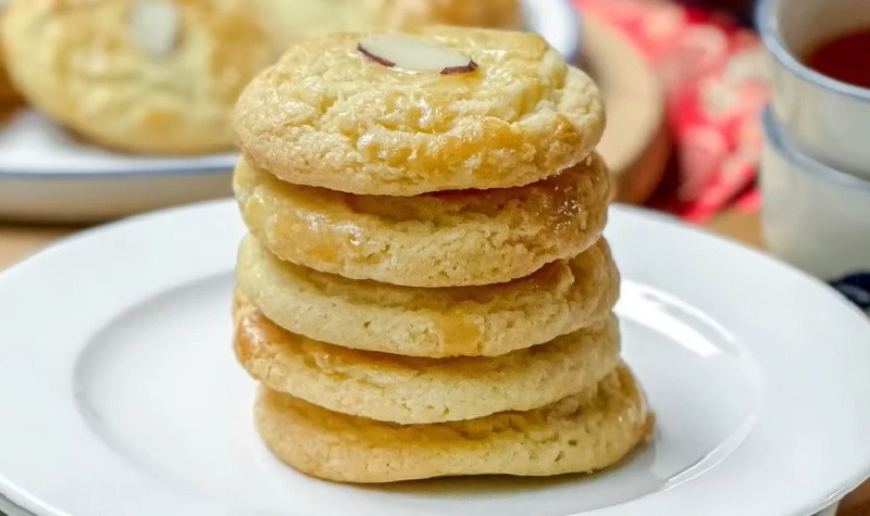 Jewish Almond Cookie