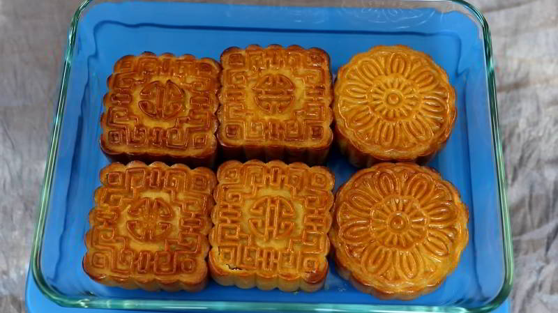 Mooncake