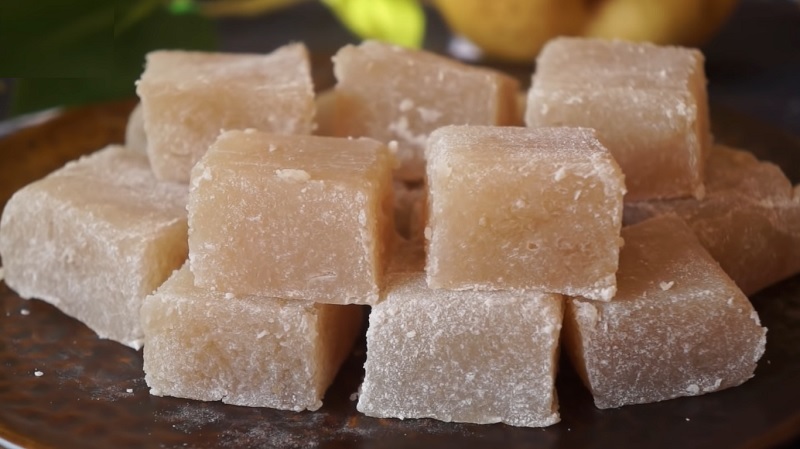 Pear-Syrup Candy