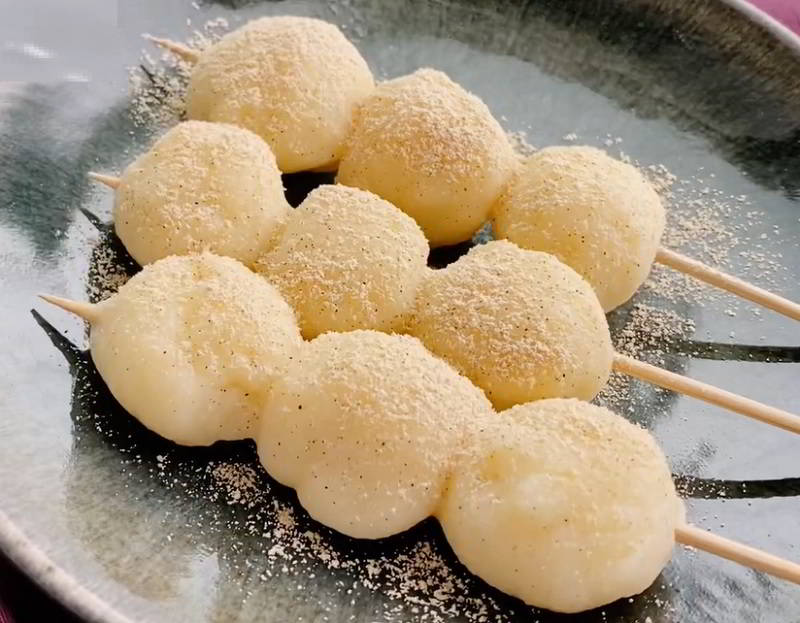 Kibi Dango 