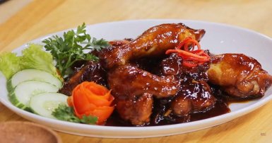Indonesian Chicken Delicacies: A Culinary Exploration of Poultry Perfection