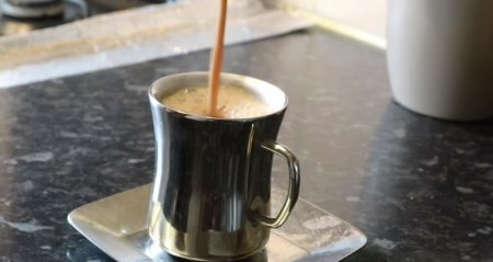 Refreshing Sri Lankan Beverages: Koththamalli, Masala Chai & More